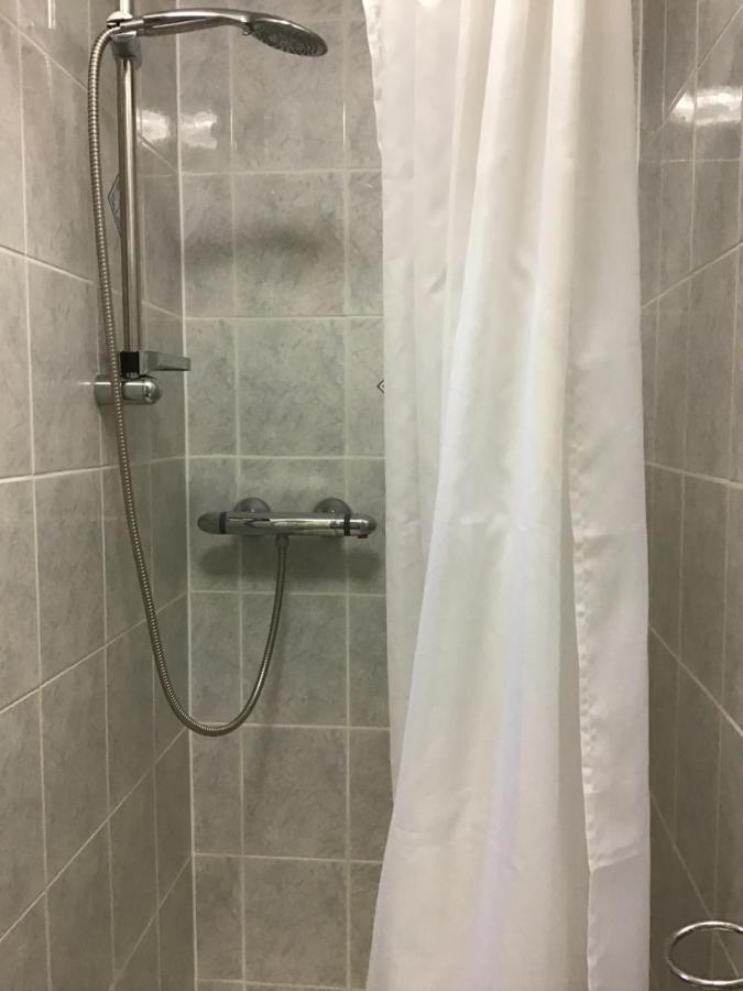 Trevelyan Hotel Илфорд Экстерьер фото