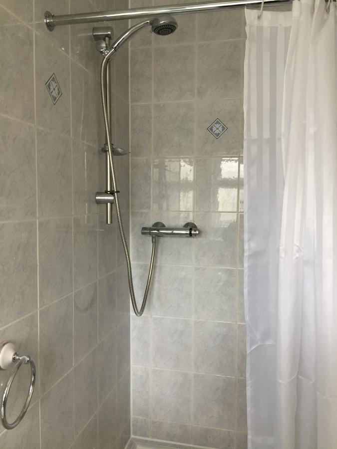 Trevelyan Hotel Илфорд Экстерьер фото