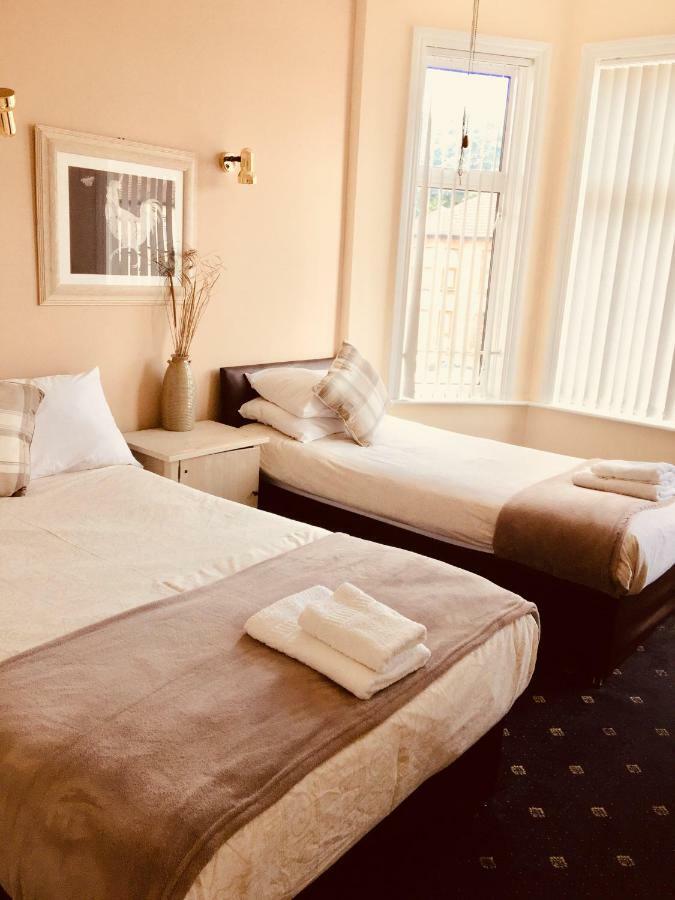 Trevelyan Hotel Илфорд Экстерьер фото